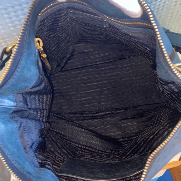 PRADA Large Blue Vitello Shine Leather Hobo - Picture 11 of 17